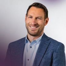 Graham Charlton   EDITED 500 x 500px