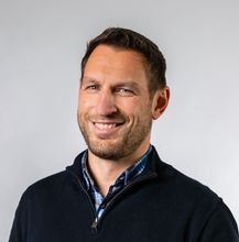 Graham Charlton casual