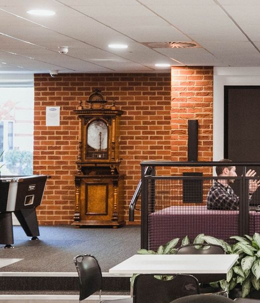 3200 x 1414 Background