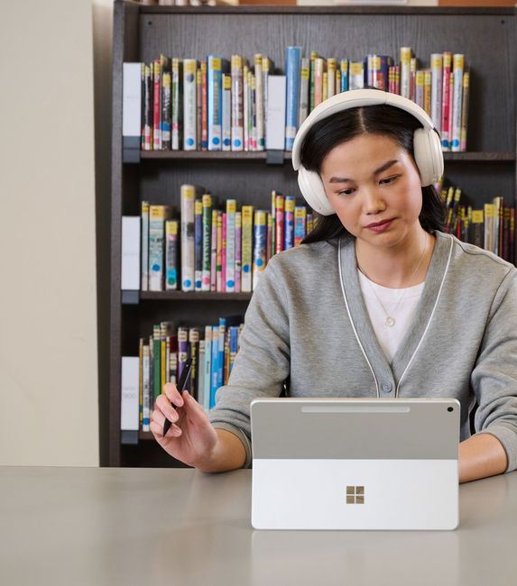 SUR25 EDU Pro 12inch Snapdragon Platinum Library 02