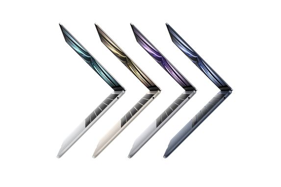 MacBook Air M2 Chip 4 up Hero Screen WWEN@2x