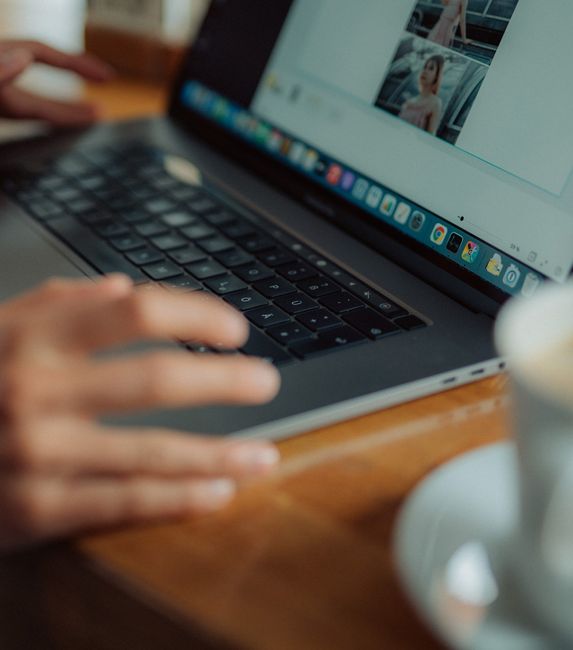 jenny ueberberg 9buV9yJc7co unsplash copy